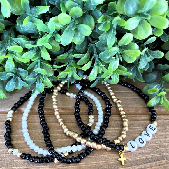 New - LOVE - Stack of 5 Stretch Boho Bracelets - Picture 3 of 3